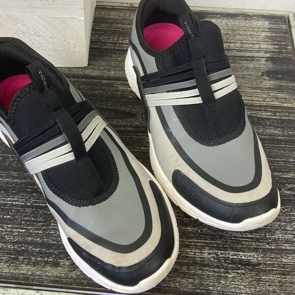 Vionic Black & Gray Slip On Athletic Sport Shoes 6 - Picture 6 of 9